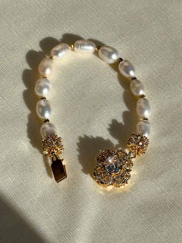 Sade Freshwater Pearl Bracelet