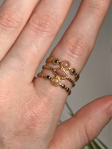 Elisia Pink Quartz Vintage Ring