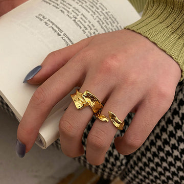 Mila Abstract Adjustable Ring