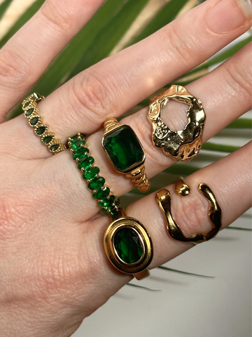 Neva Green Zircon Band Ring