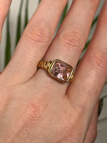 Amelia Twisted Crystal Ring