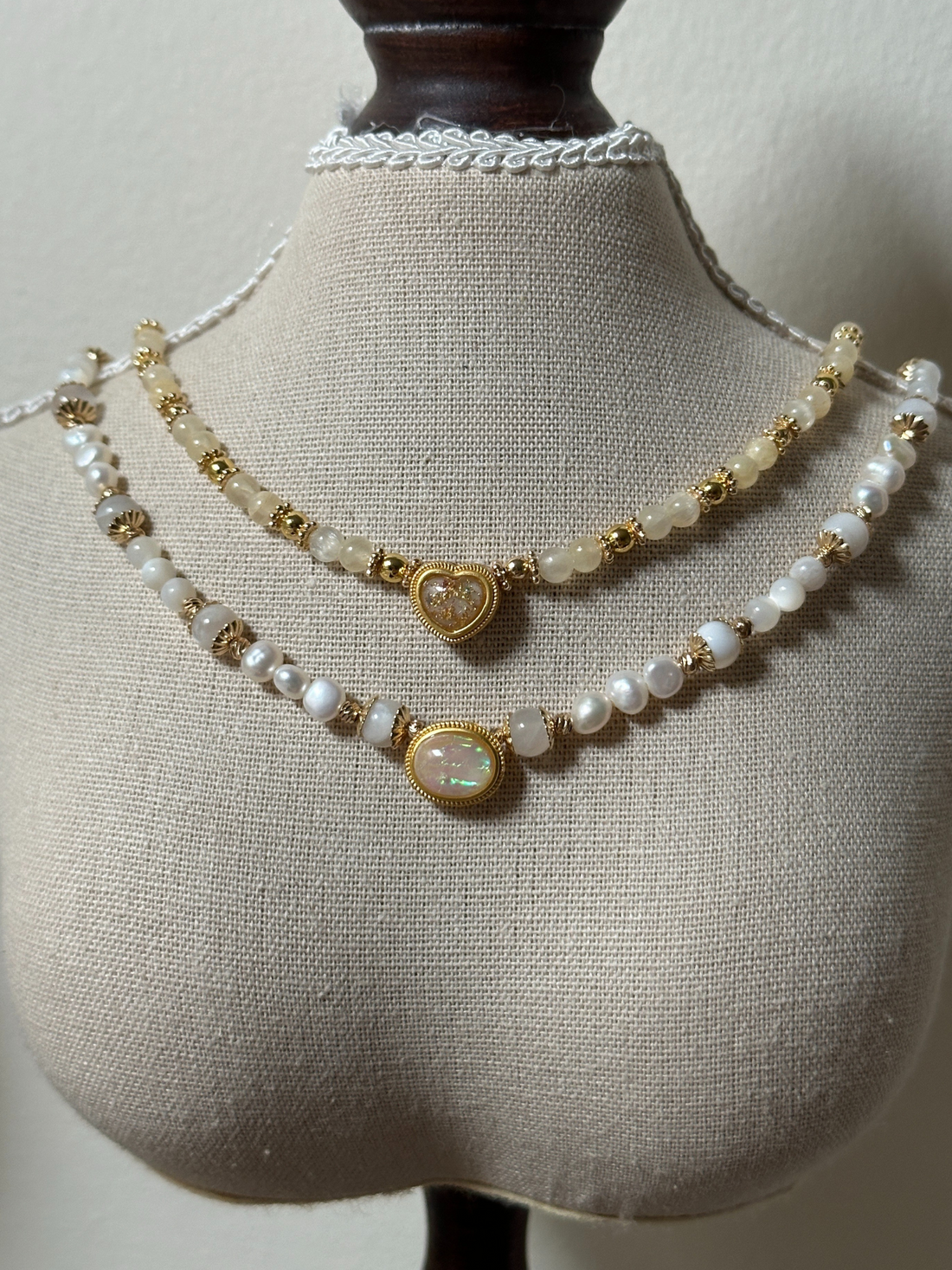 Arissa Vintage Pendant Gemstone Necklace