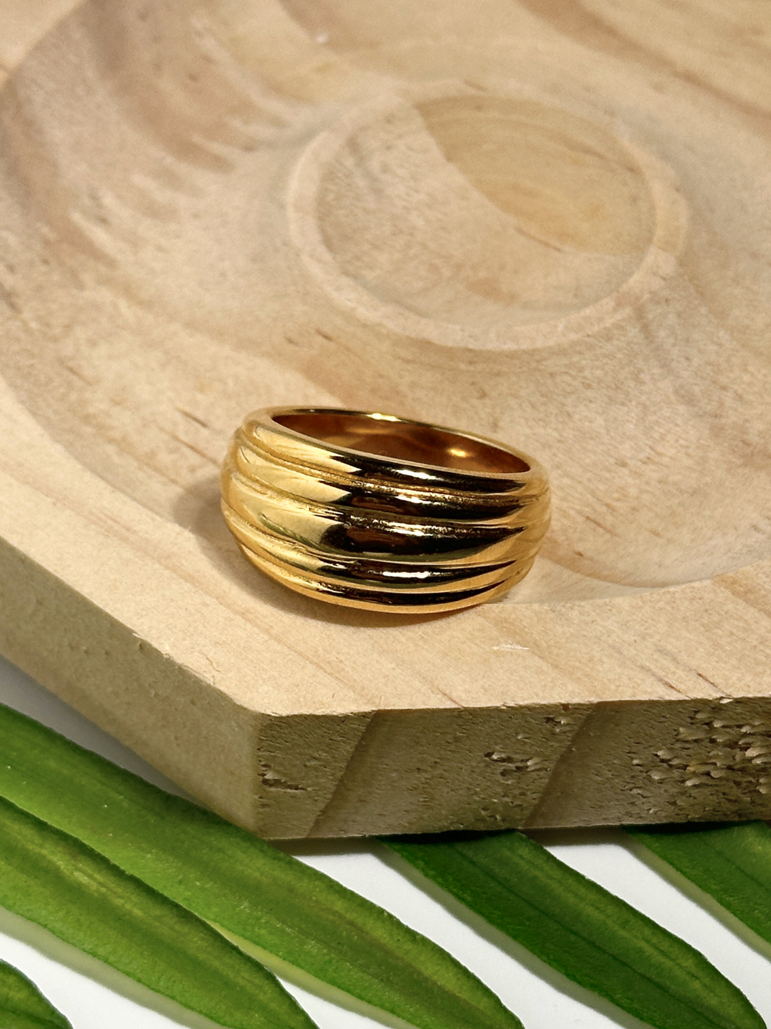 Esha Gold Dome Ridge Ring