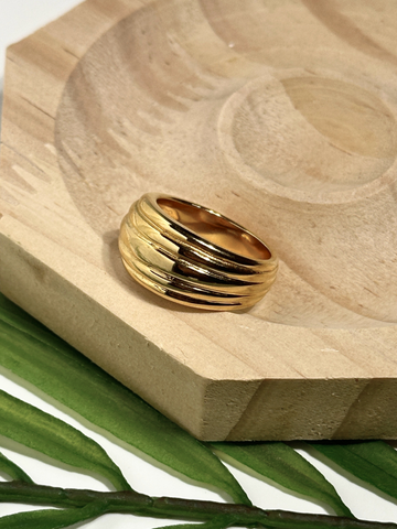 Esha Gold Dome Ridge Ring