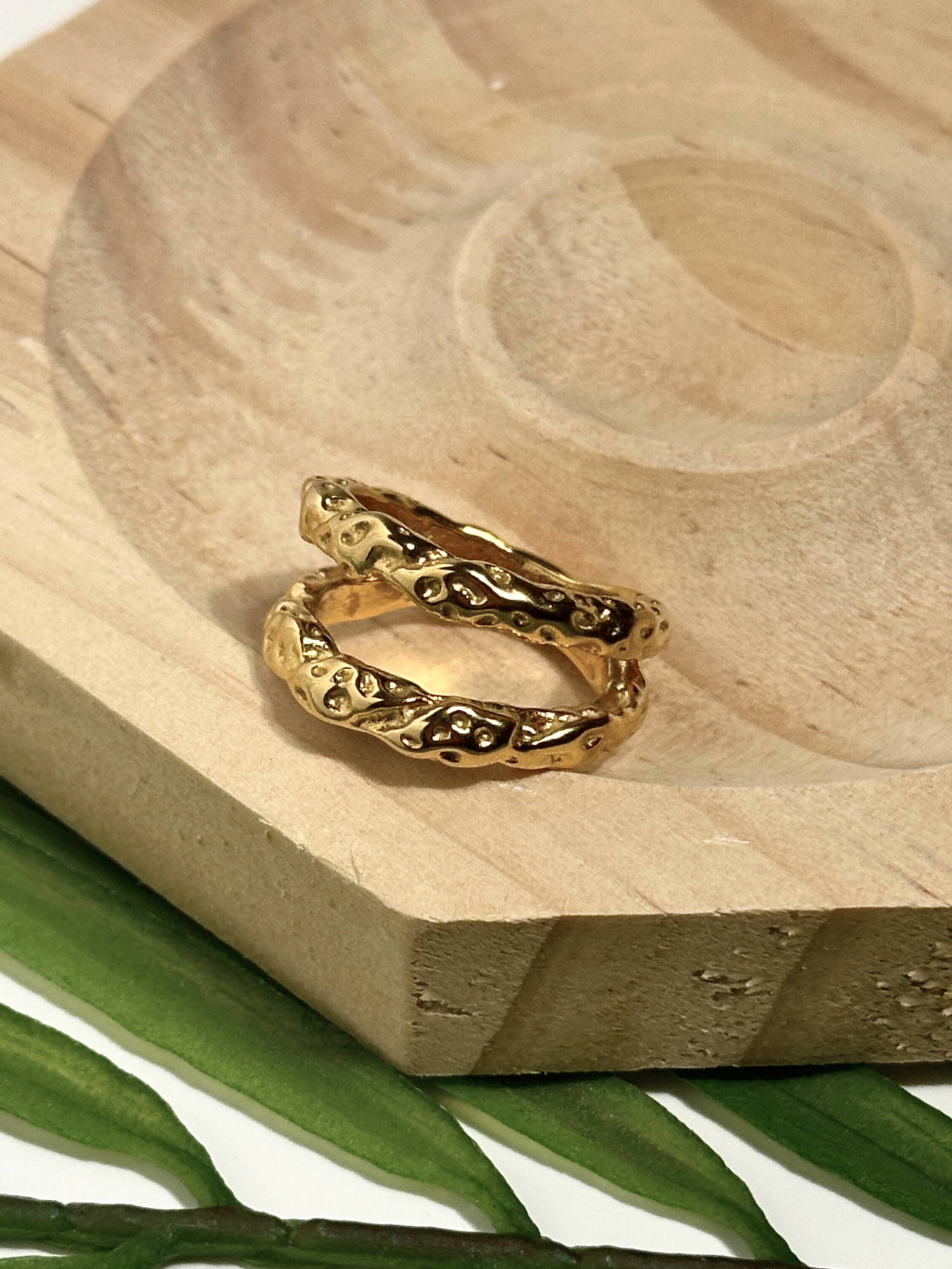 Joie Textured Band Ring