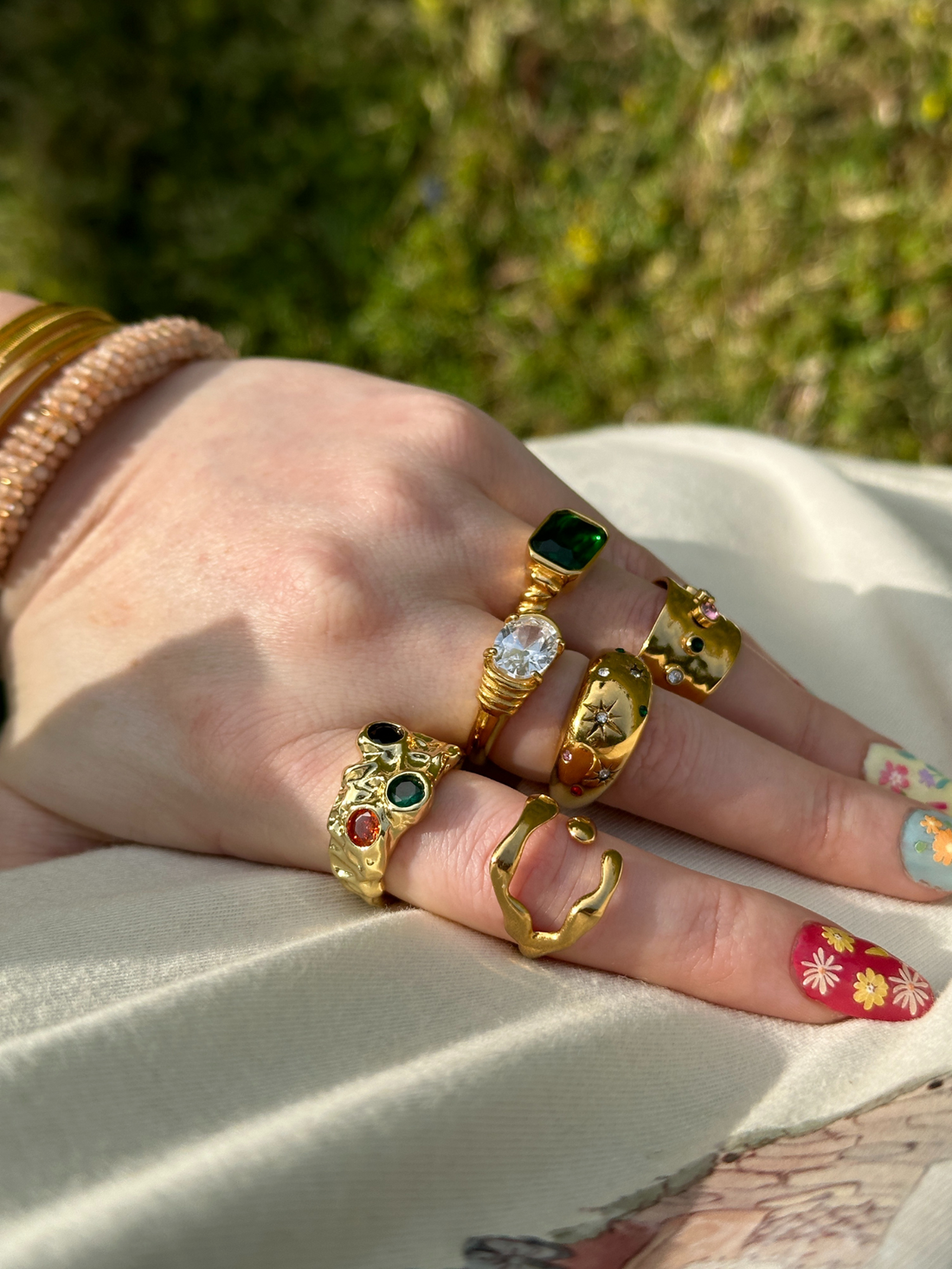 Evan Oval Crystal Gold Ring
