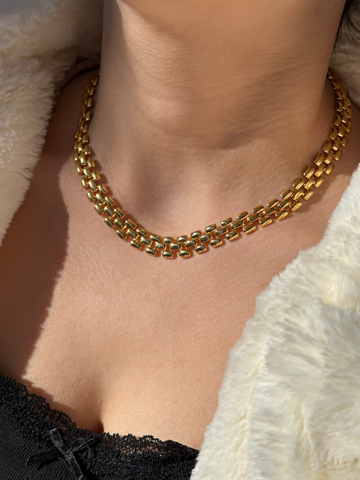 Lena Bold Chain Choker