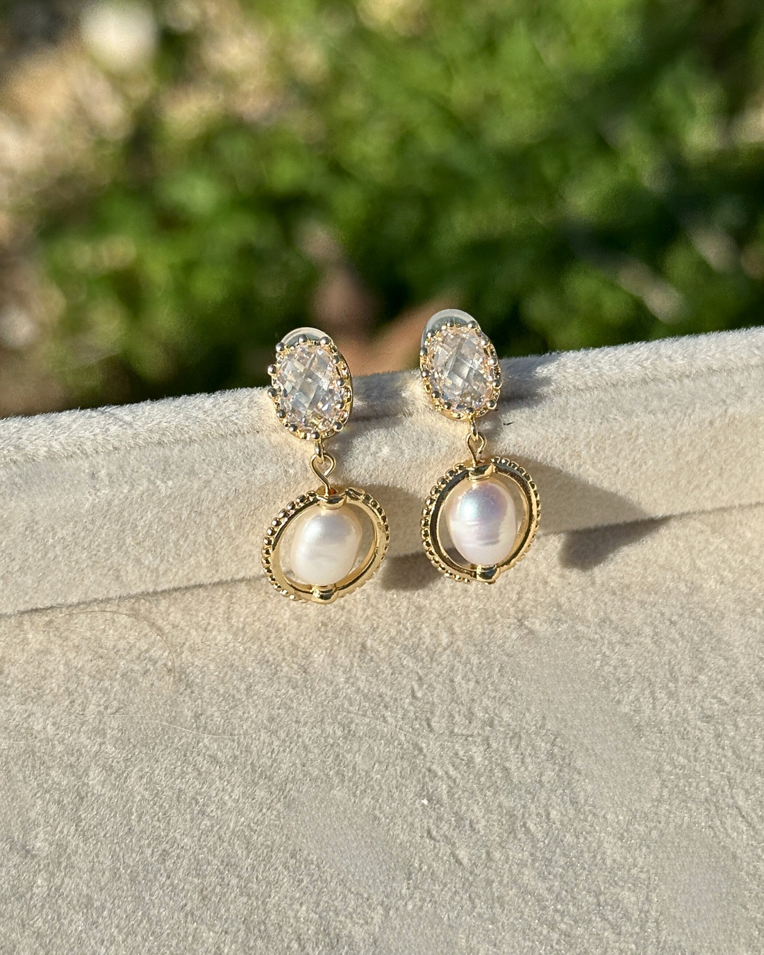 Jenaya Minimal Freshwater Pearl Earrings
