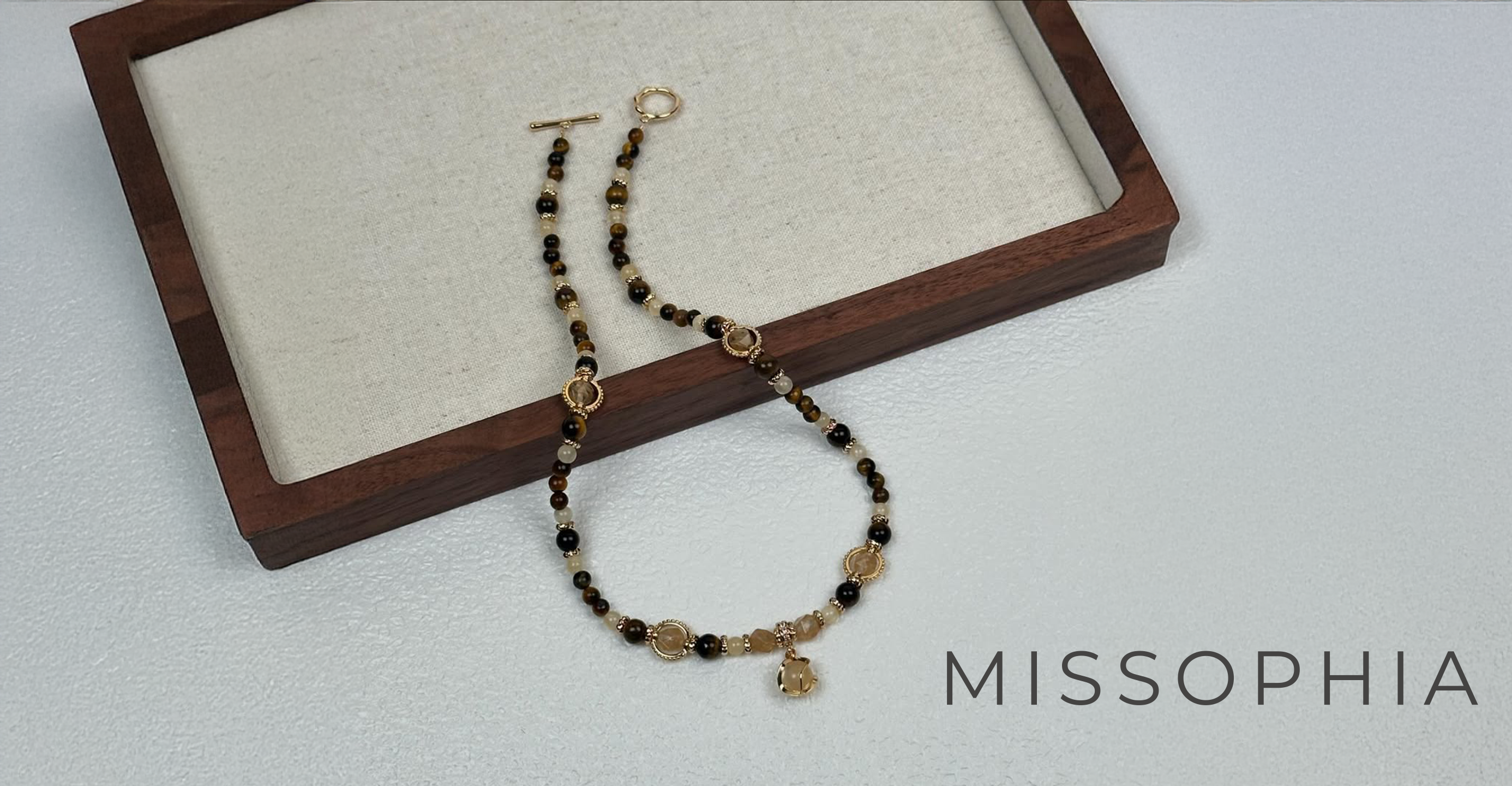 slider image slider_item_cDm7Kw
