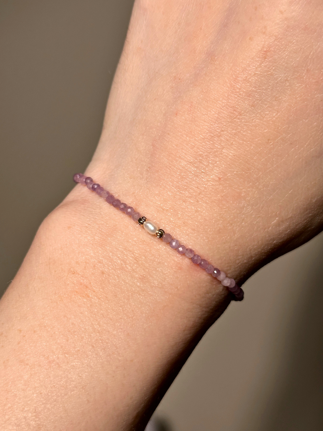 Lora Minimal Amethyst Bracelet