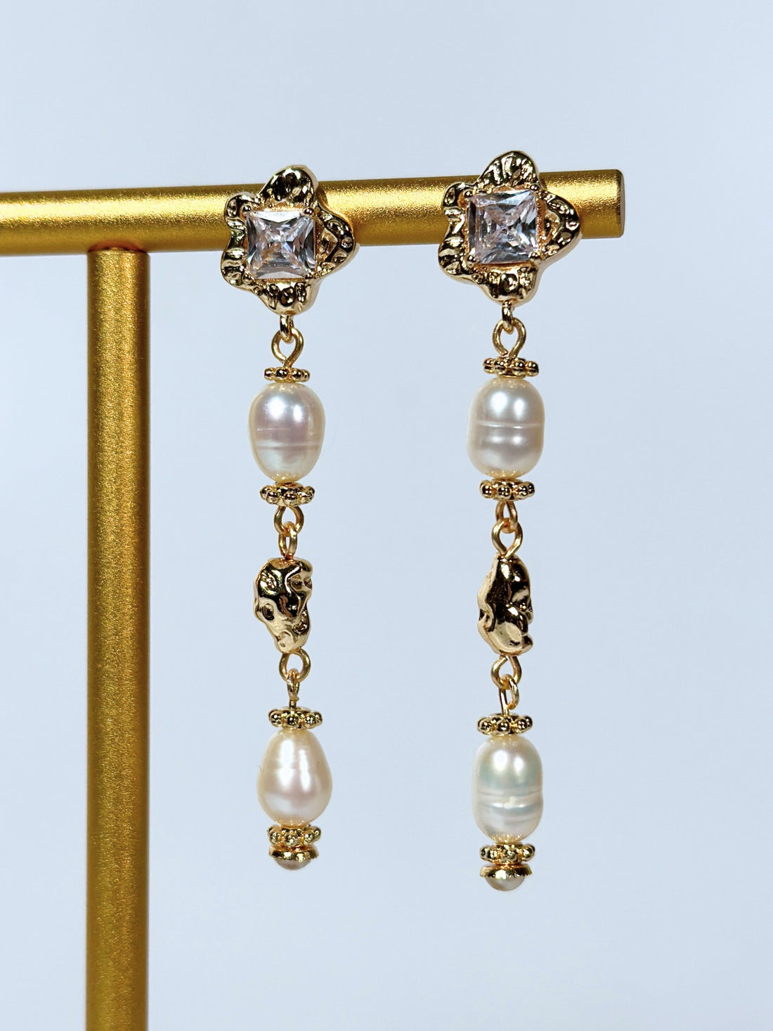Artemis Freshwater Pearl Drop Earrings