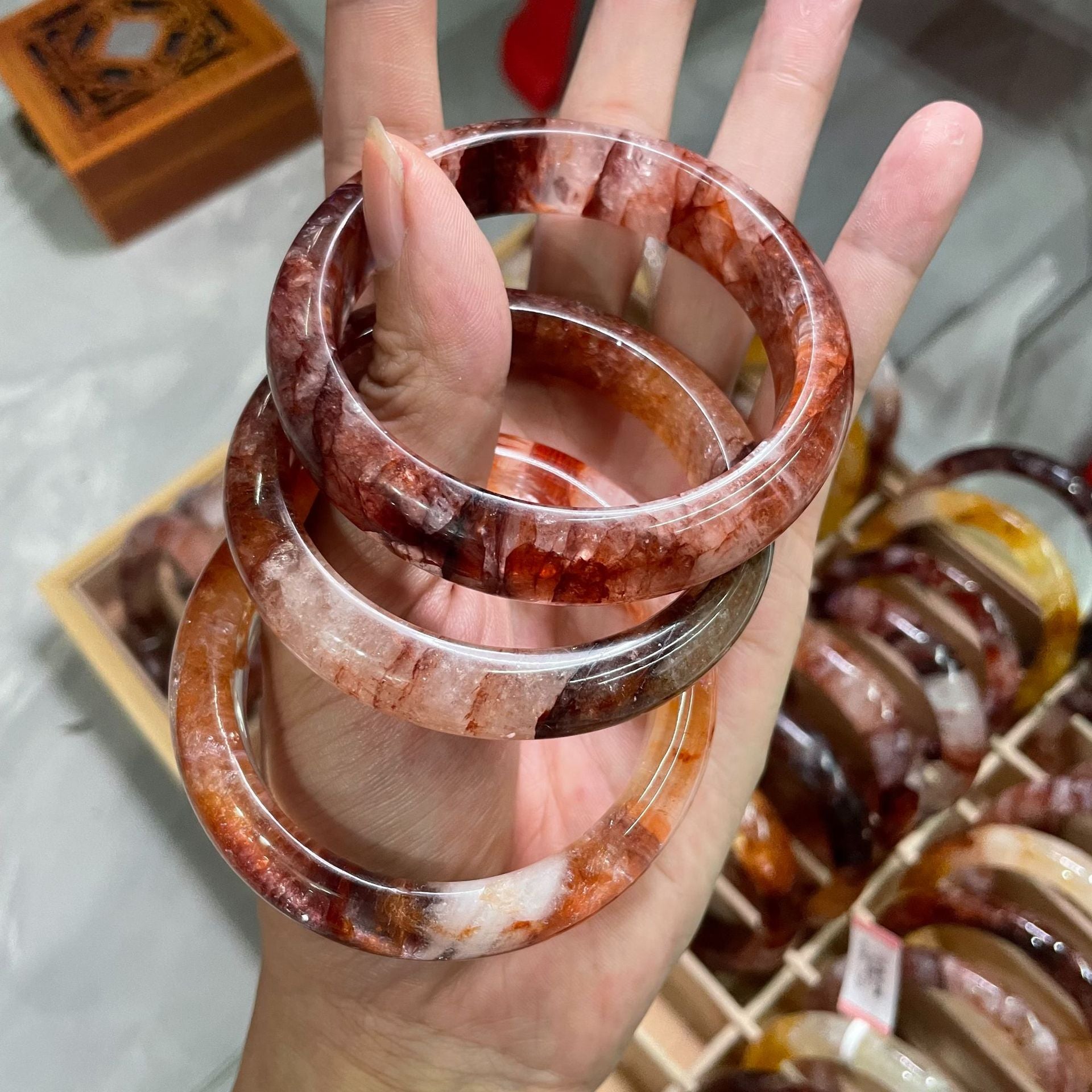 Aleisha Crystal Koi Bracelet - Floral Pattern 52-53mm [6Q3HFPZN]