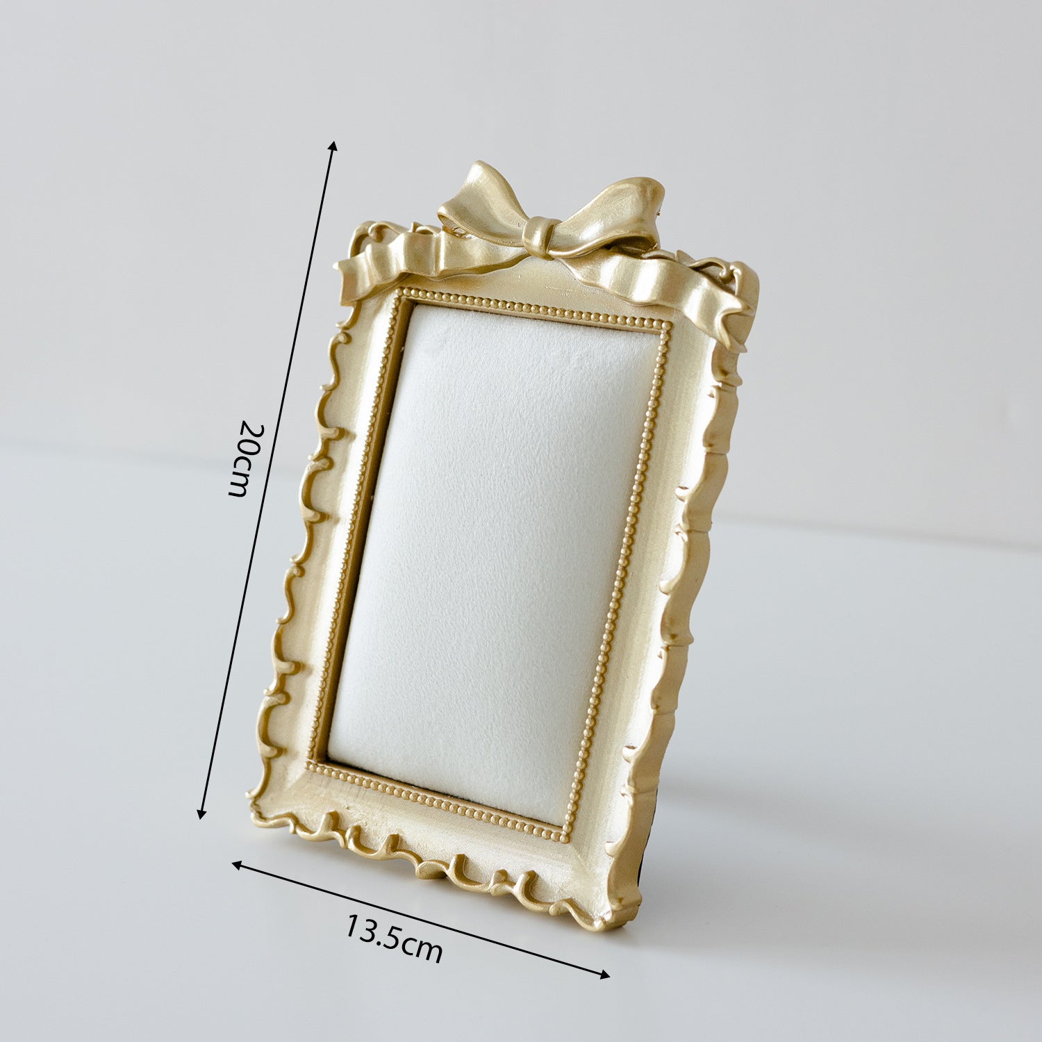 Jayla Velvet Display Frame - Bow Jewelry Frame - Off-White Velvet [2SOWY4QH]