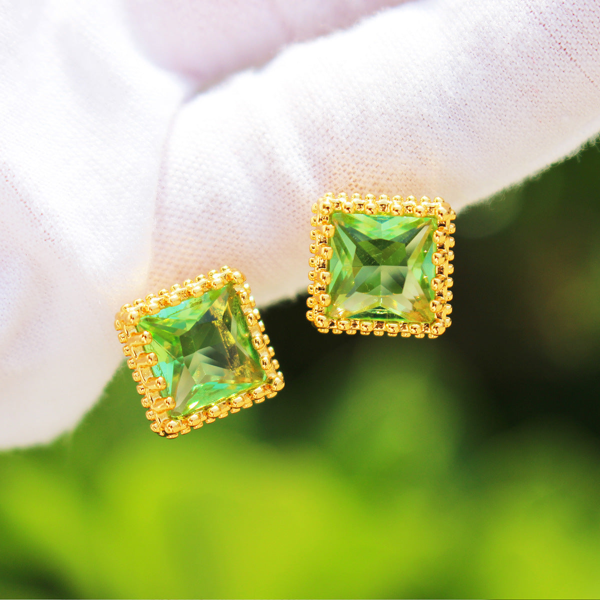 Elektra Rococo Zircon Earrings - Green [IL640B10]