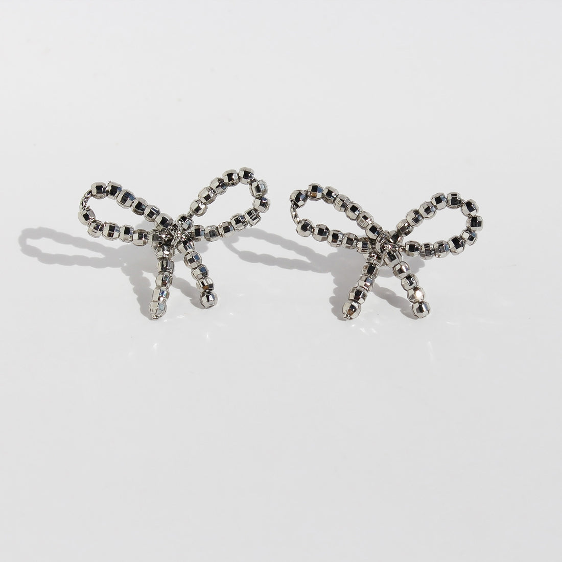 Braxton Geometric Bow Earrings - Gold [68HKZ9SC]