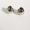 Eastyn Stereo Heart Earrings - White Gold [JNW1P9ZX]