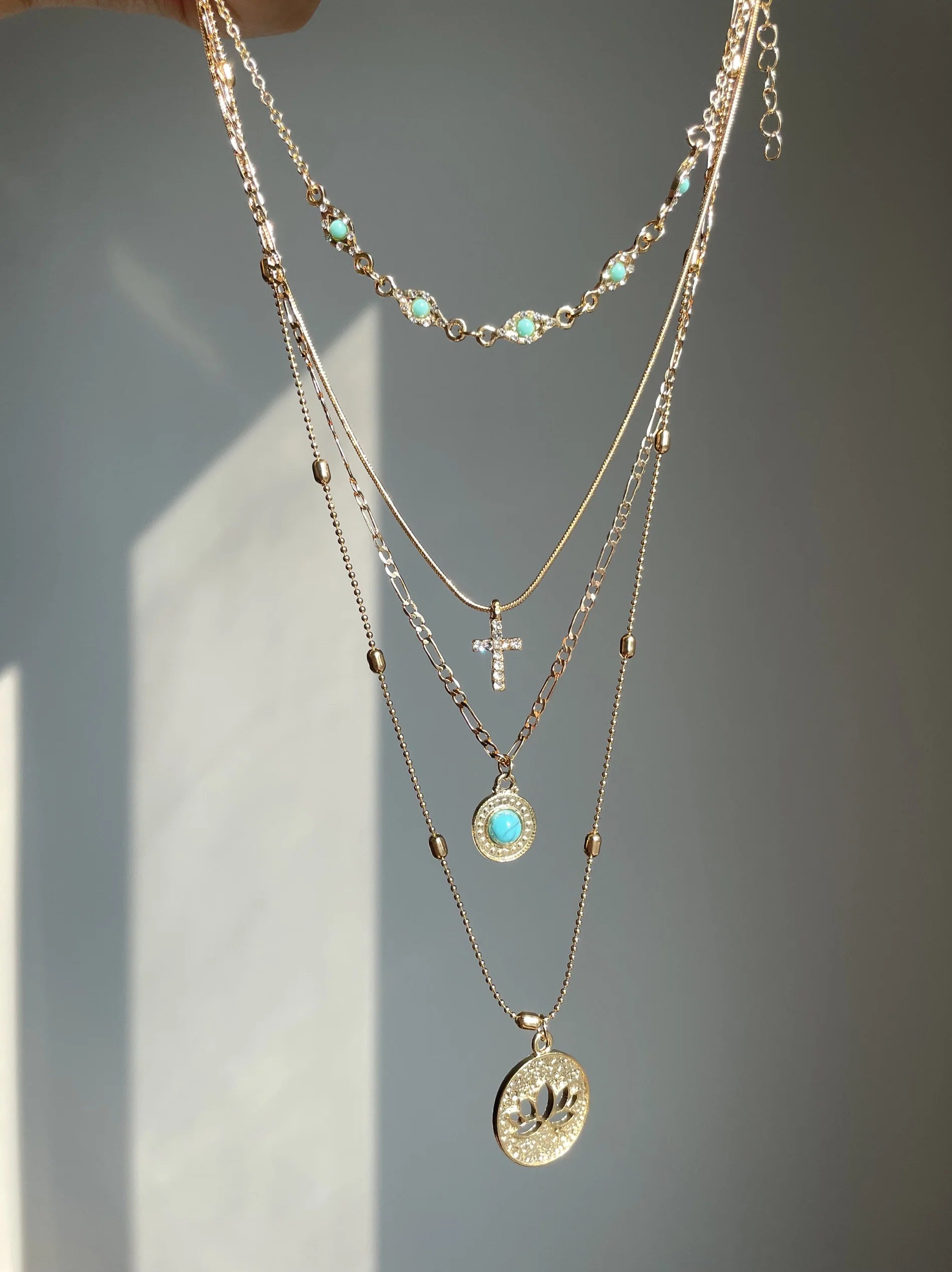 Layered Cross Pendant Necklace [YHVRV346]