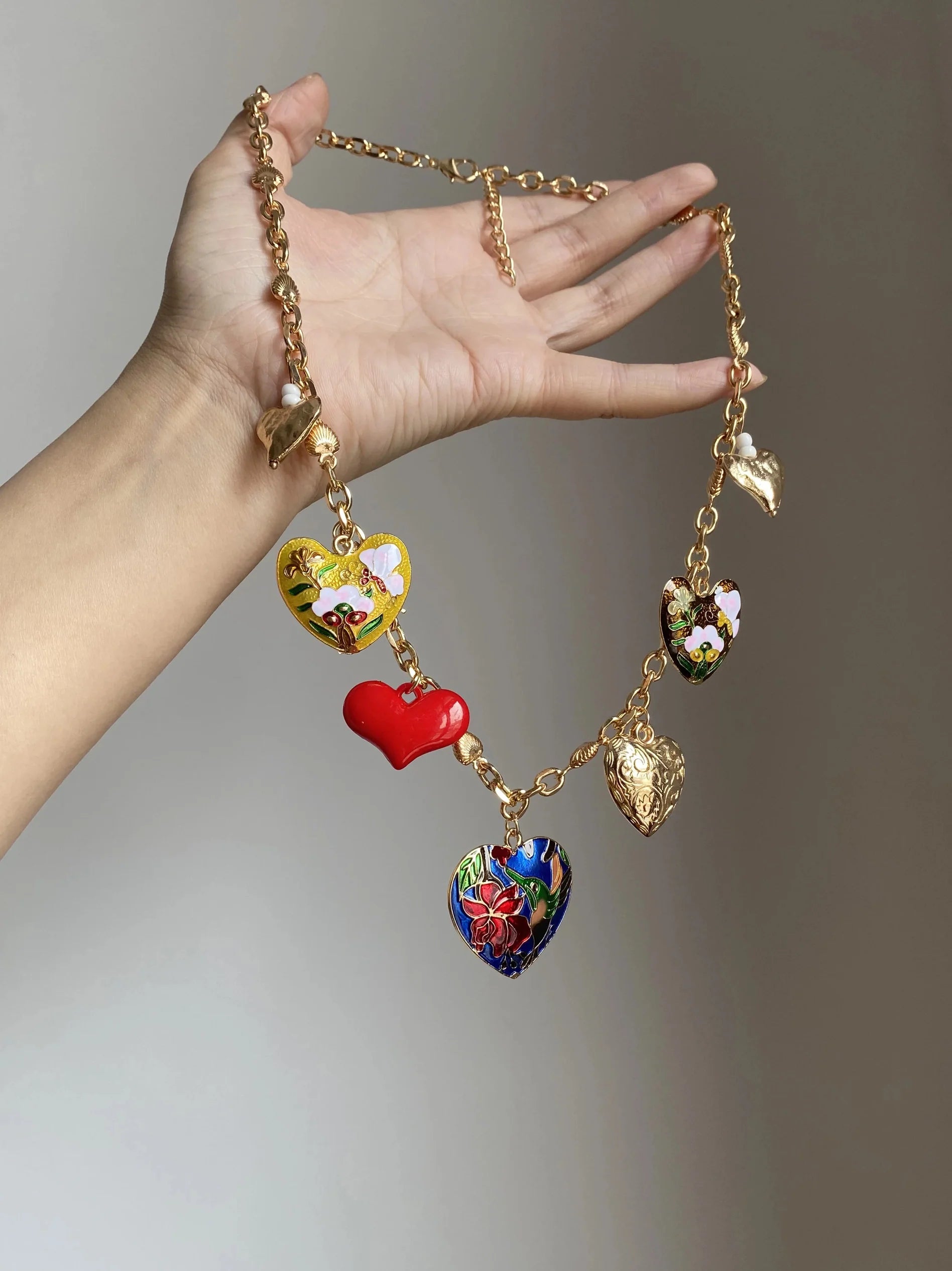 Layered Heart Pendant Necklace [P2I23RVN]