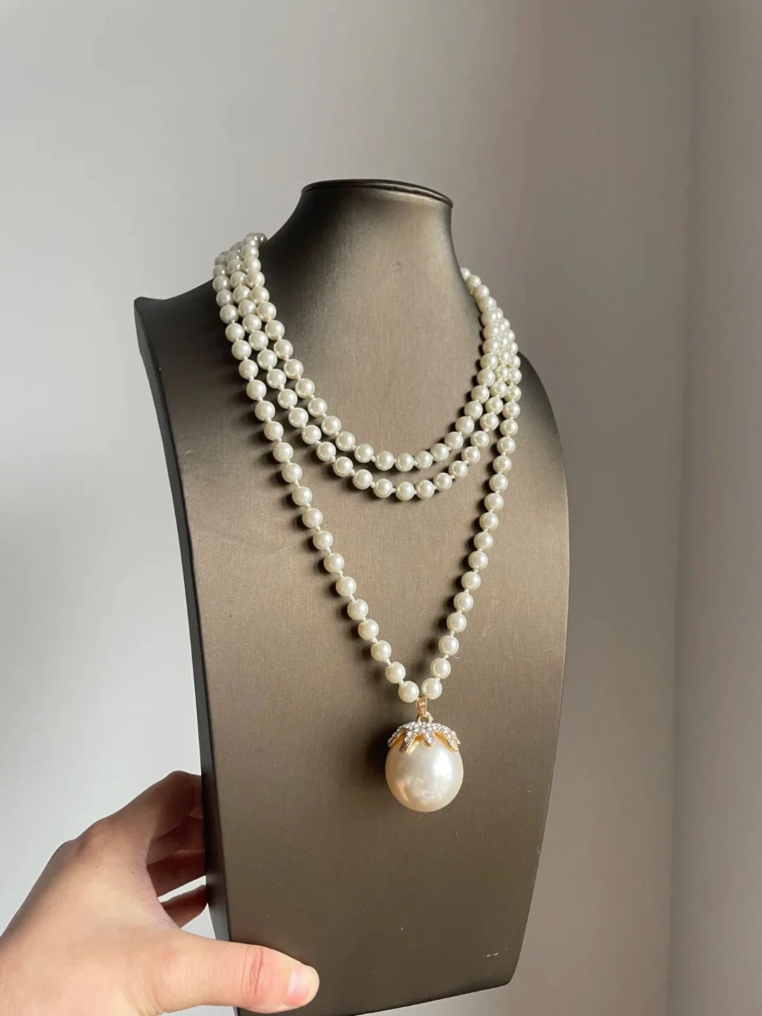Long Pearl Strand Necklace [NY0RM0KD]
