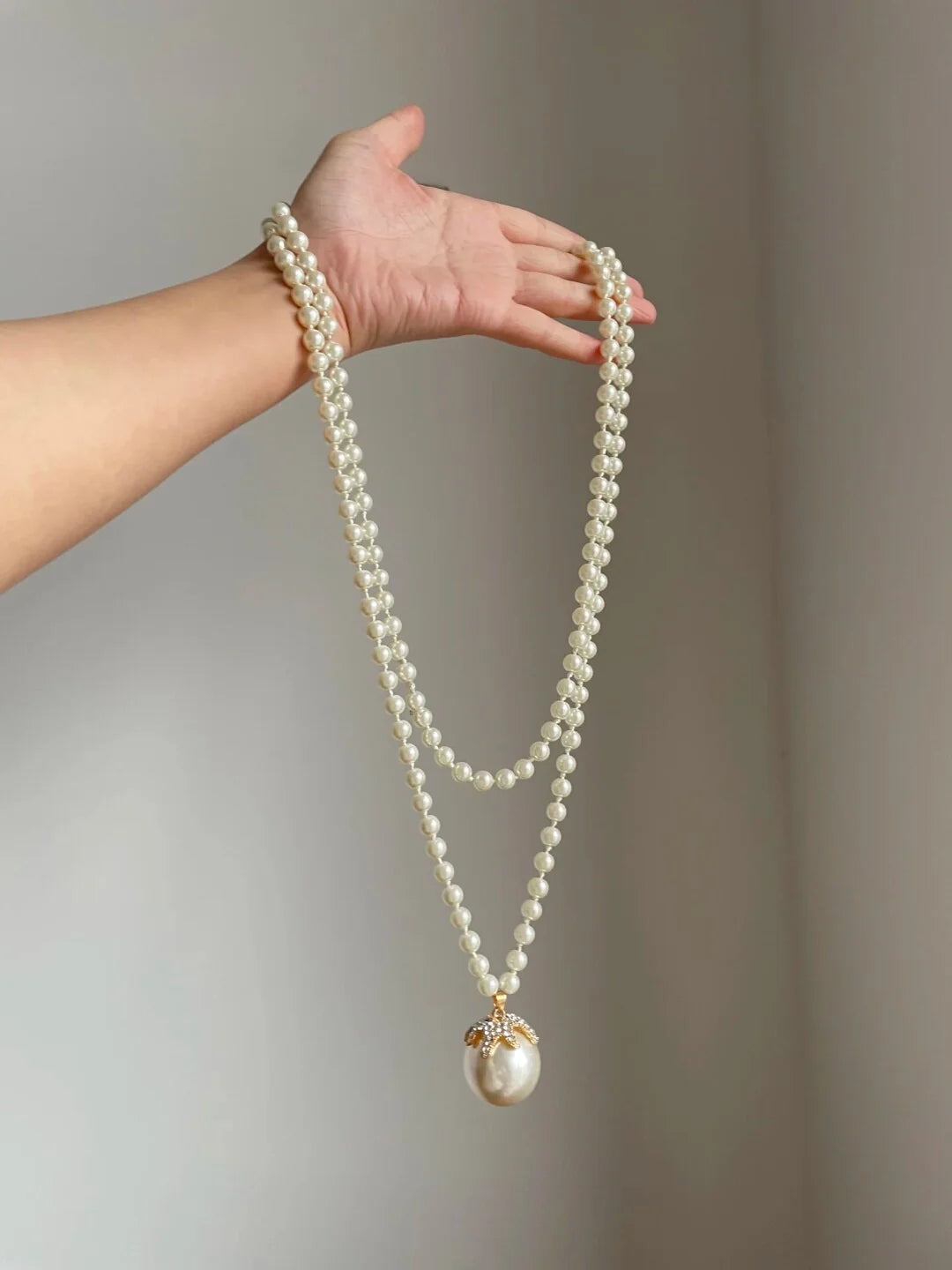 Long Pearl Strand Necklace [THAF1QM6]
