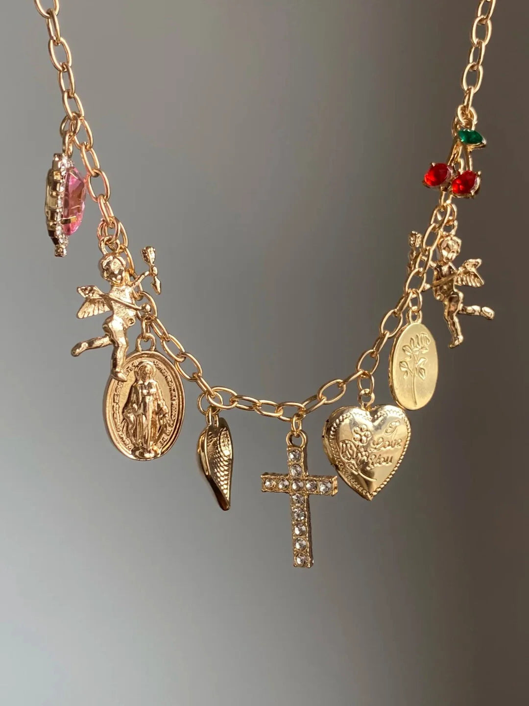 Rhinestone Heart Layered Necklace [GYTRS3PC]