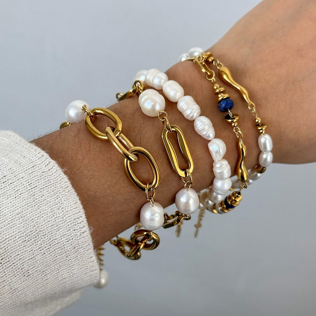 Anna Pearl & Gold Bracelet Set