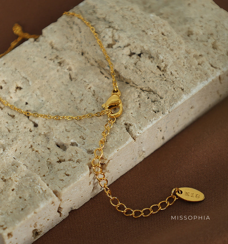 Aminah Layered Crystal Necklace [FLDT9XQD]
