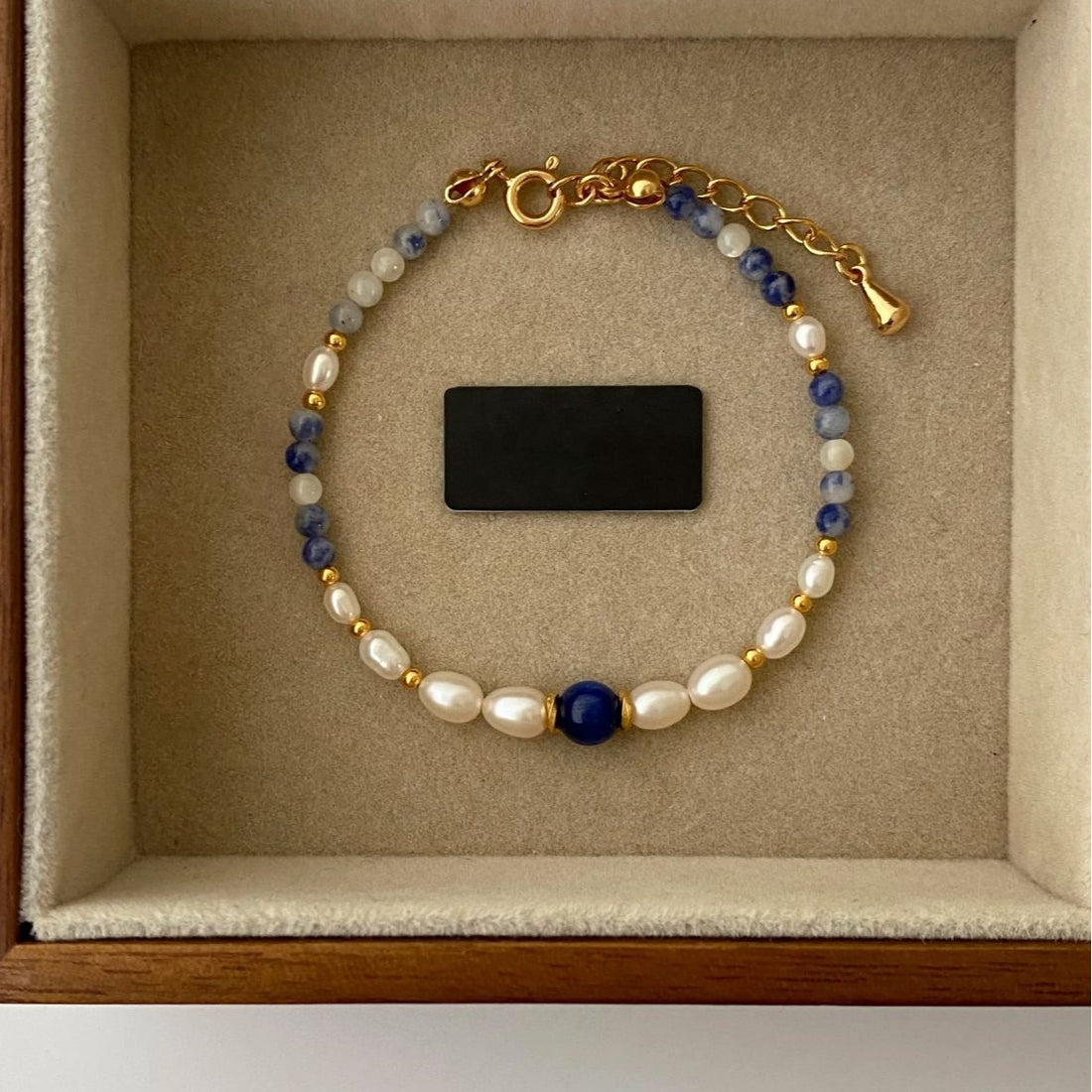 Ammy Natural Pearl Stone Bracelet [T926CD1G]