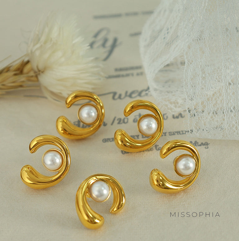 Andrea Gold Pearl Earrings [1DKA8VUS]