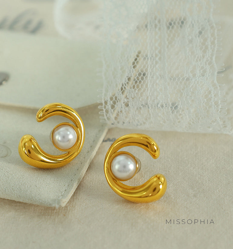 Andrea Gold Pearl Earrings [N3Z58Z4A]