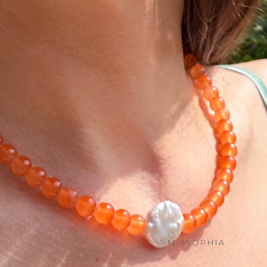Arlyn Orange Stone Pearl Necklace [T5EBG6GY]