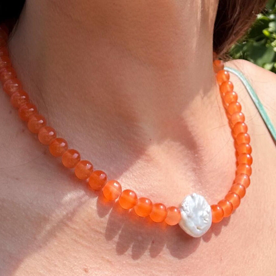Arlyn Orange Stone Pearl Necklace [ZWAXQ9YU]