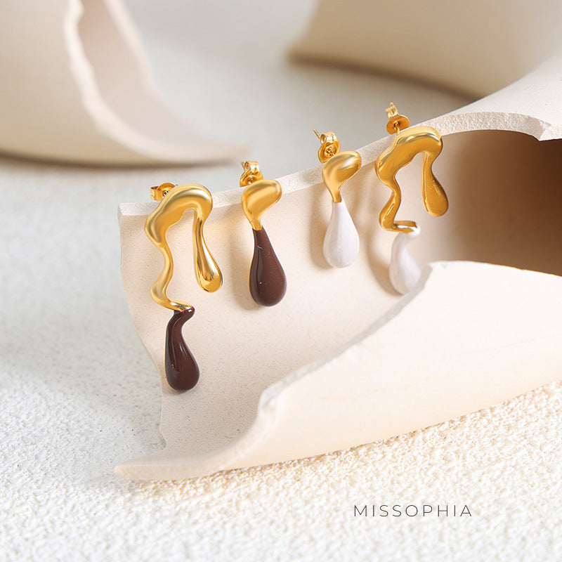 Auria Asymmetric Drop Earrings [WLOAVK6L]