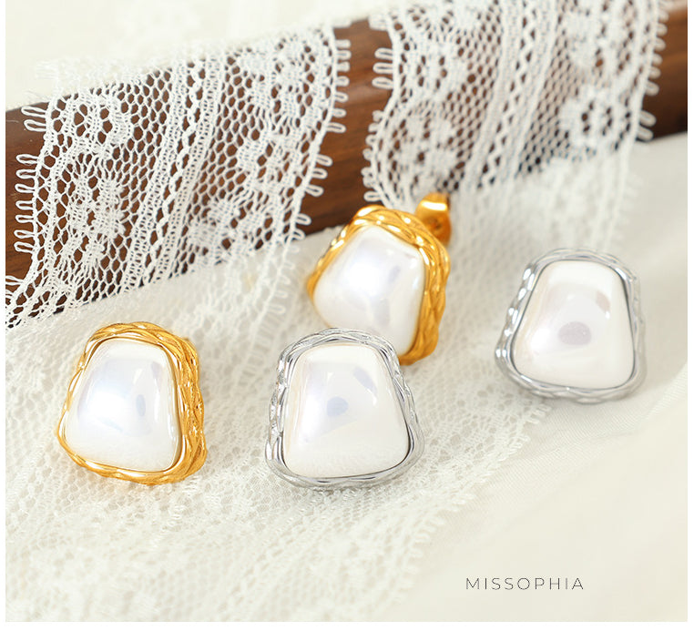 Baylie Pearl Asymmetrical Earrings [7NM09PQA]