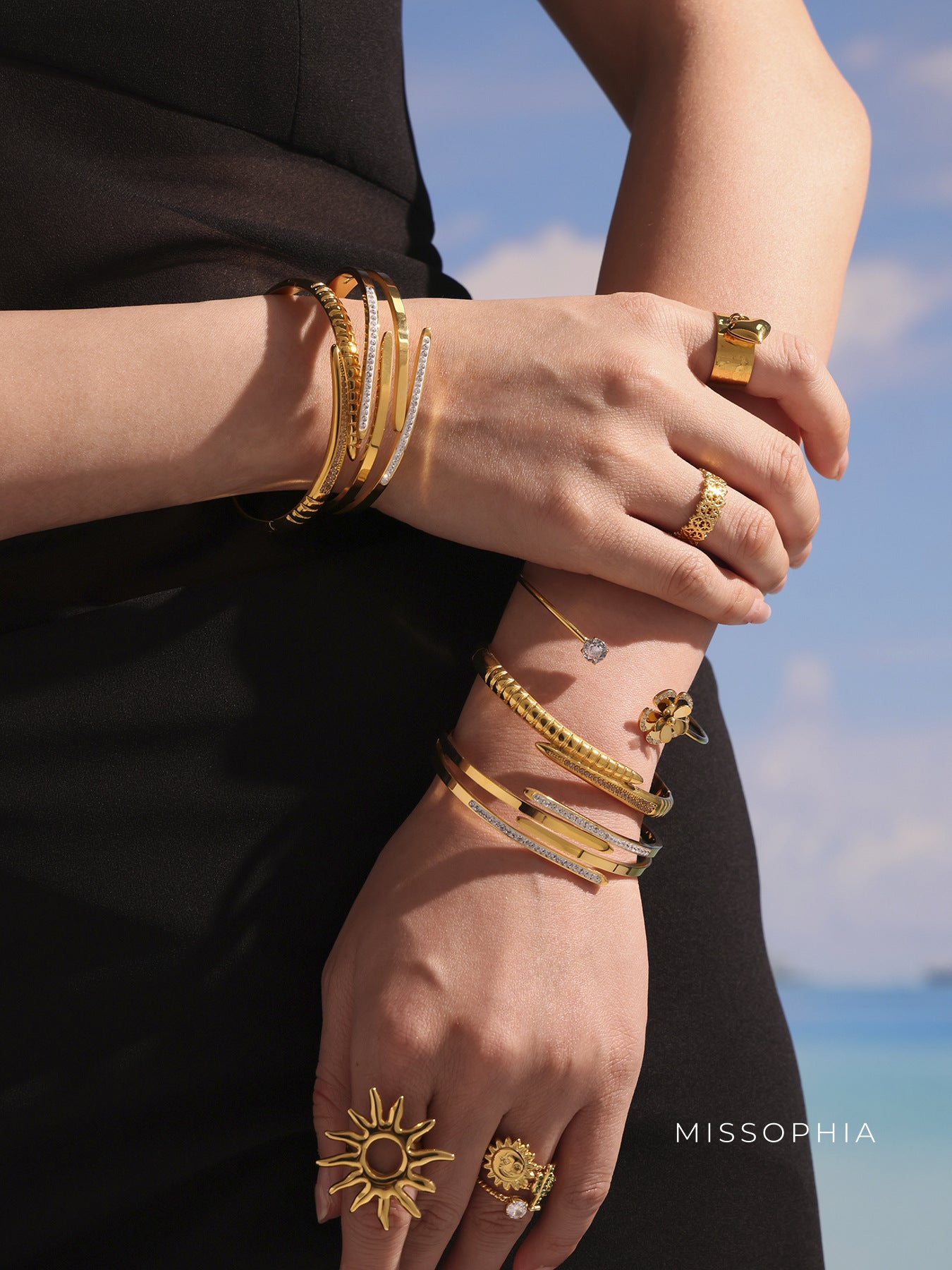 Chloey Zircon Snake Buckle Bracelet [N44M42X5]