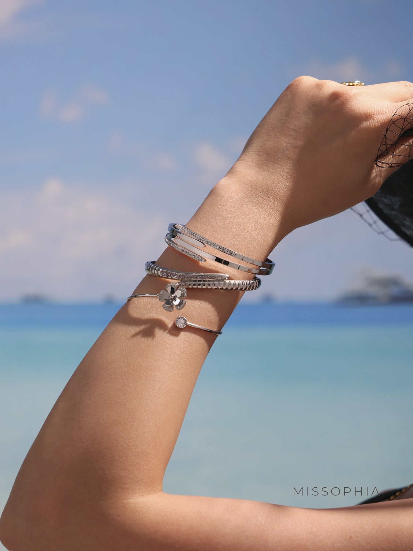 Chloey Zircon Snake Buckle Bracelet [GB2B0H5A]