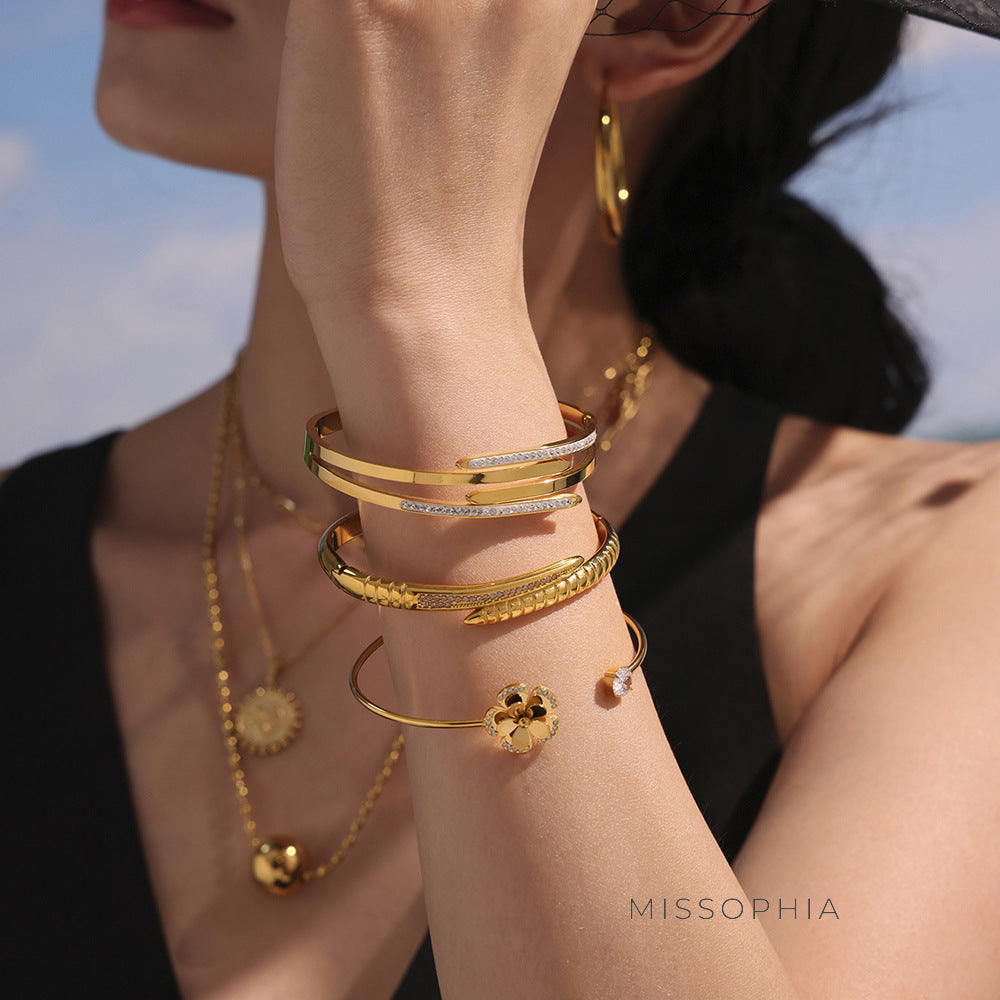 Chloey Zircon Snake Buckle Bracelet [C3AKYXV0]