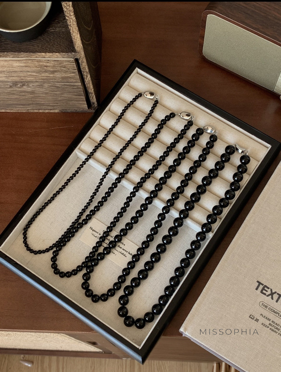 Emmanuella Onyx Beaded Necklace [2187QNNG]