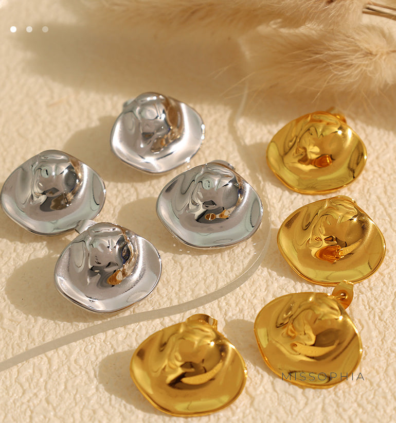 Hayslee Pleated Geometric Stud Earrings [EVU6VO3W]