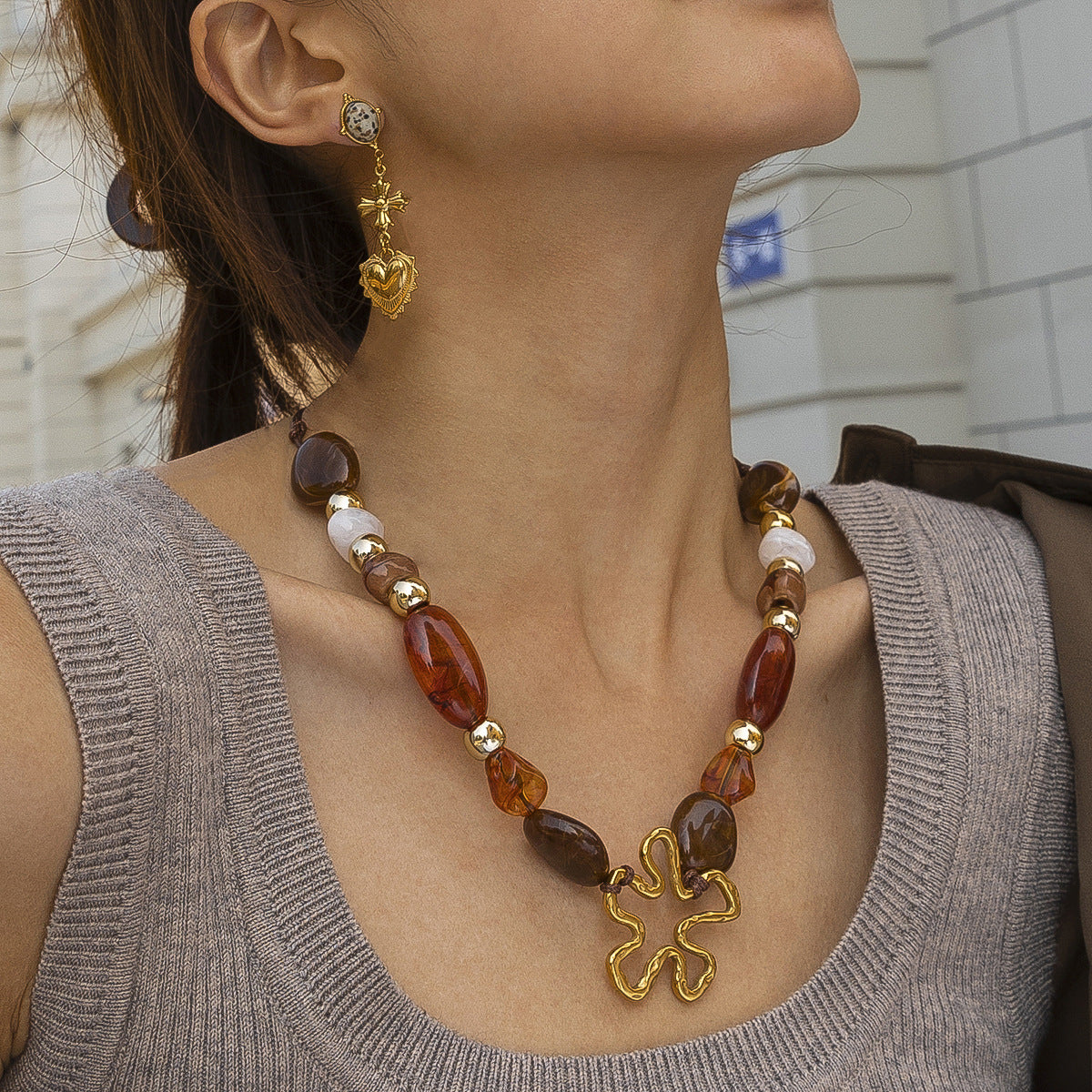 Inessa Beaded Heart Necklace [V7MQKDIS]