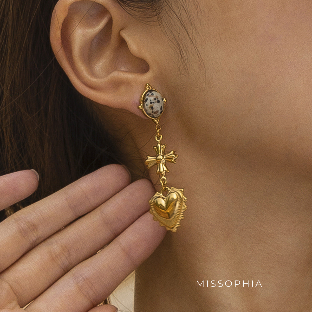 Inessa Beaded Heart Necklace [7J93GVWQ]