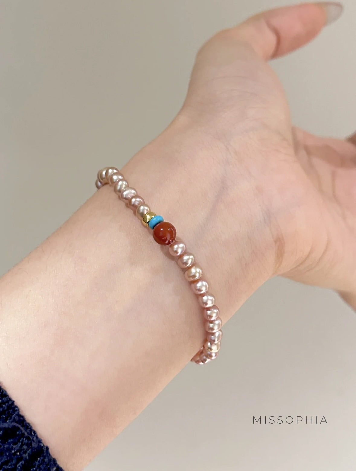 Jaylen Aurora Pearl Agate Bracelet [VQBDM0XH]