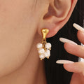 Jehlani Beaded Floral Stud Earrings [01NRUH98]