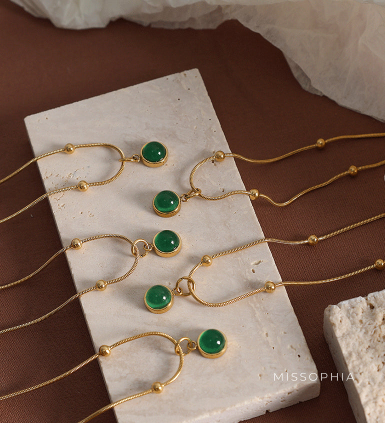 Karoline Aventurine Pendant Necklace [F5X3AJG3]