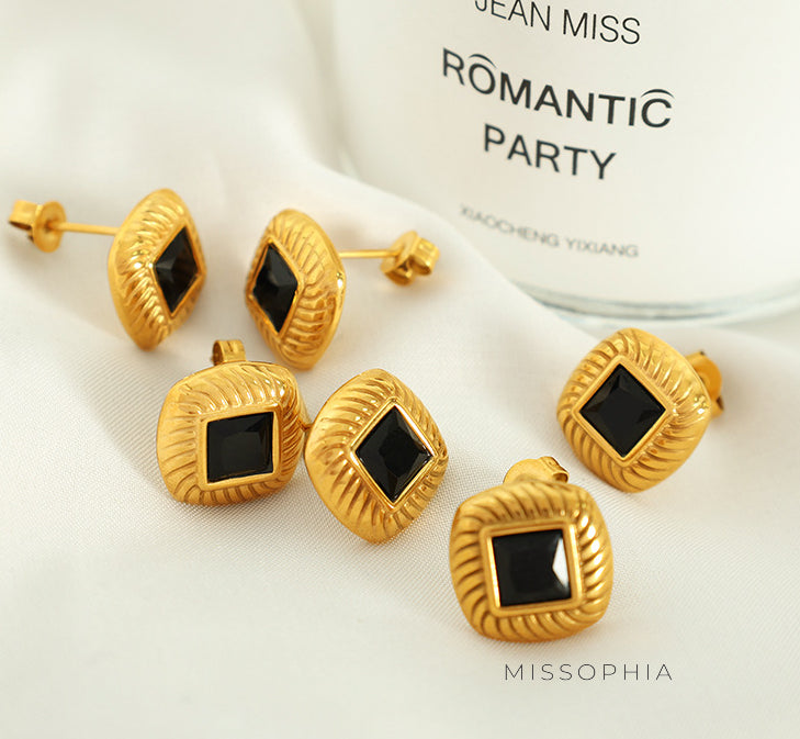 Mckinley Square Glass Stud Earrings [LKBG2RJ0]
