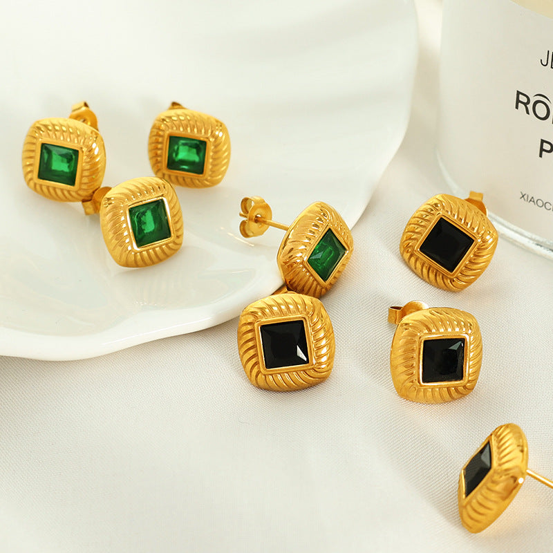 Mckinley Square Glass Stud Earrings [A0O35010]