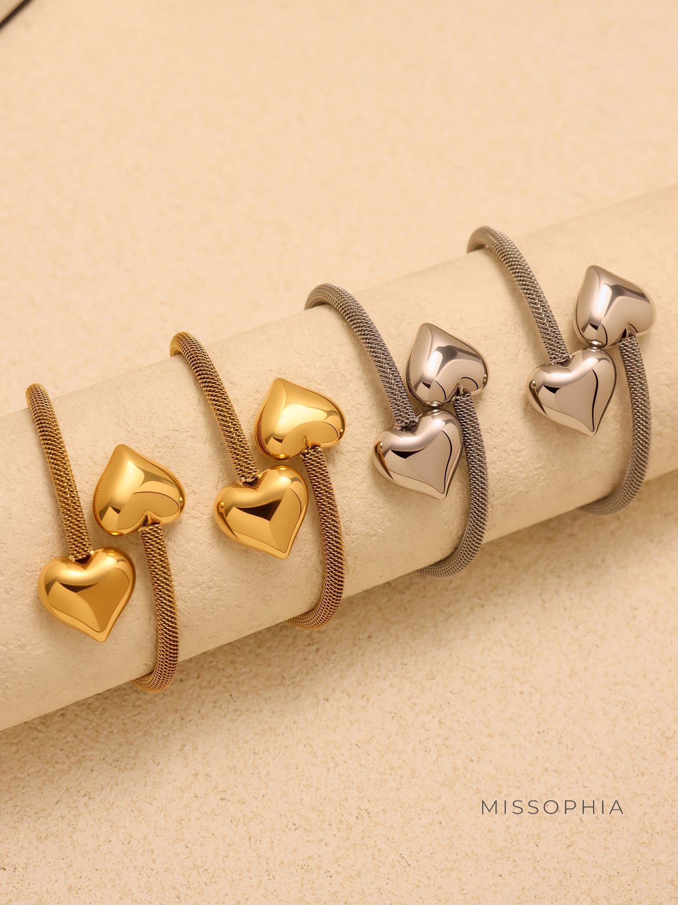 Mckynlee Delicate Heart Bracelet [PNIHCVRH]