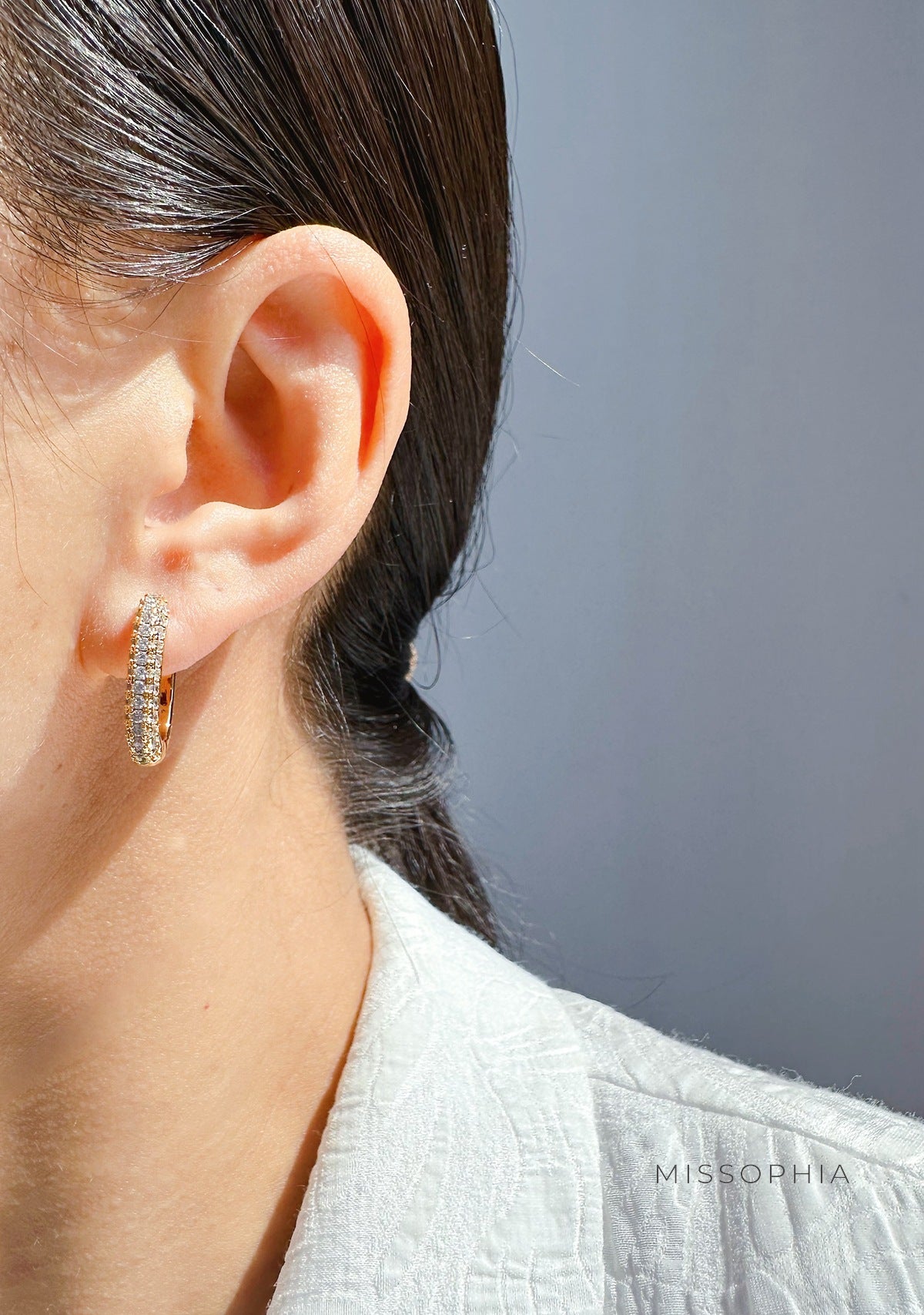 Orianna Zircon U-Shape Hoop Earrings [3K9RJXCB]