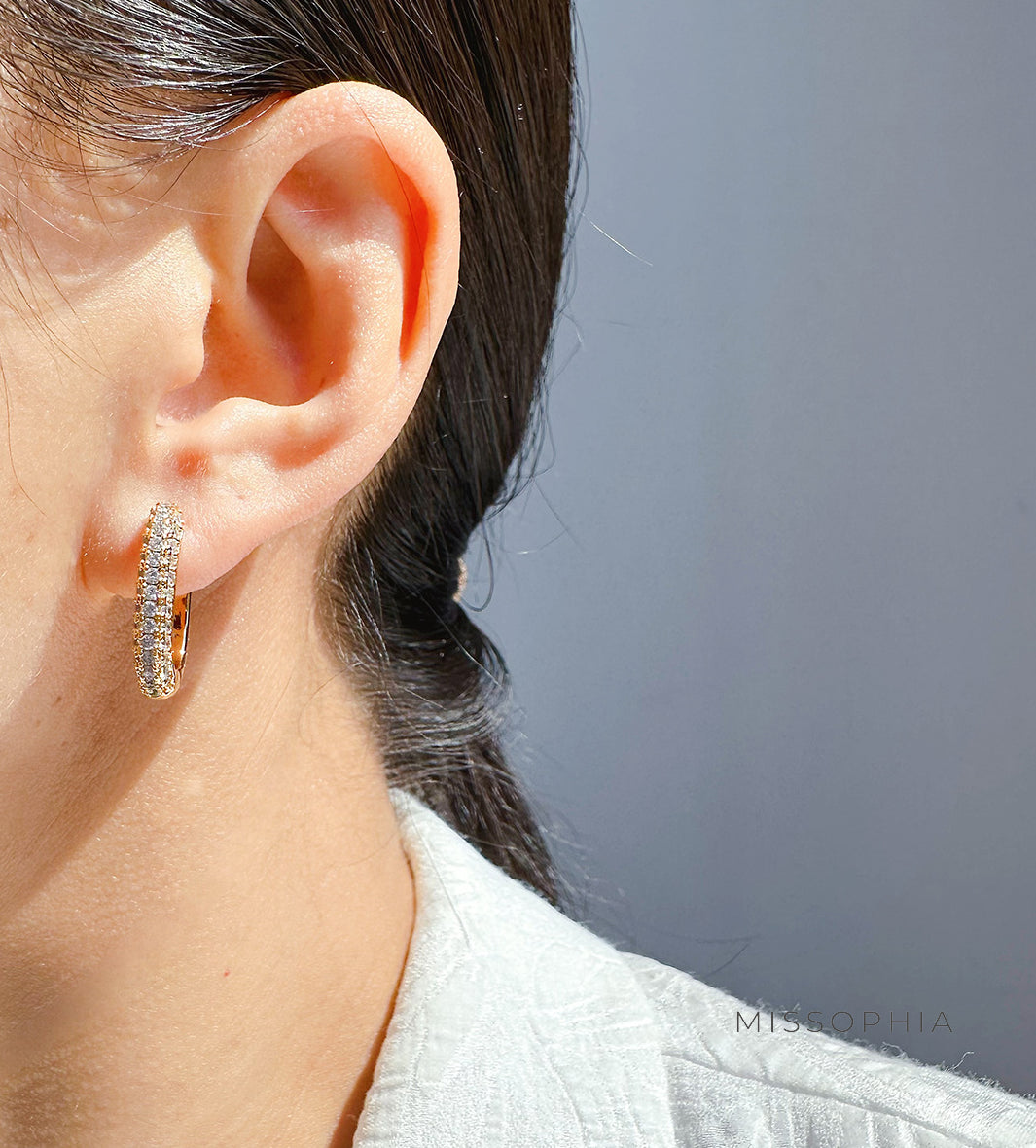 Orianna Zircon U-Shape Hoop Earrings [SH7EWSW3]