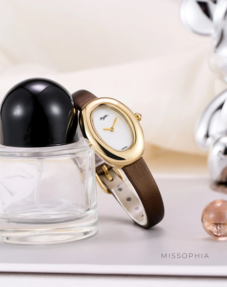 Oval Dial Leather Strap Watch [Q0NZEJQL]
